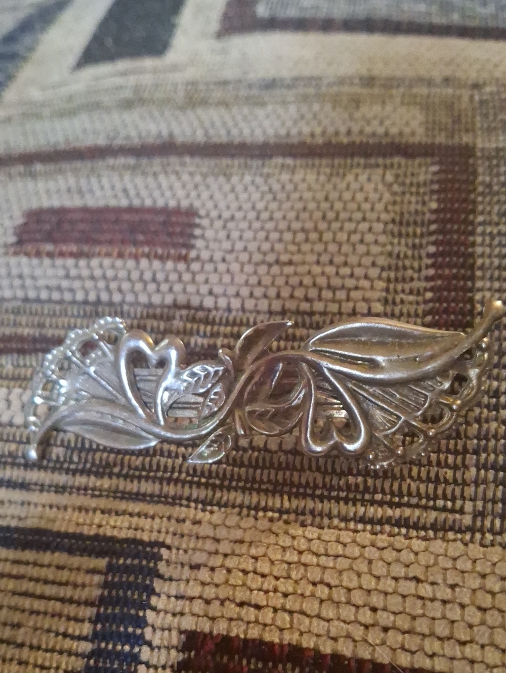 Silver Floral Leaf Hair Barrette - Women's Decorative Hair Accessory